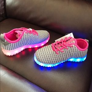 HOST PICK girls grey lighting shoes with 16 moods